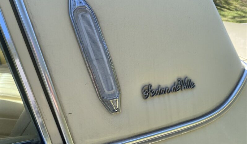 1984 Cadillac DeVille full