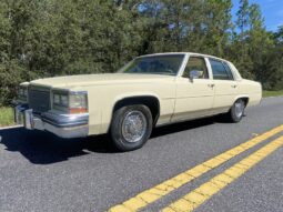 1984 Cadillac DeVille full