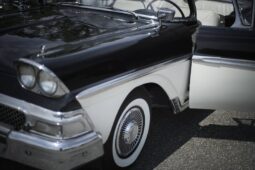 1958 Ford Fairlane Skyliner Retractable full