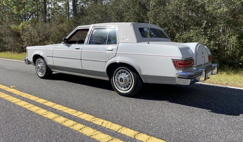 1979 Lincoln Versailles full