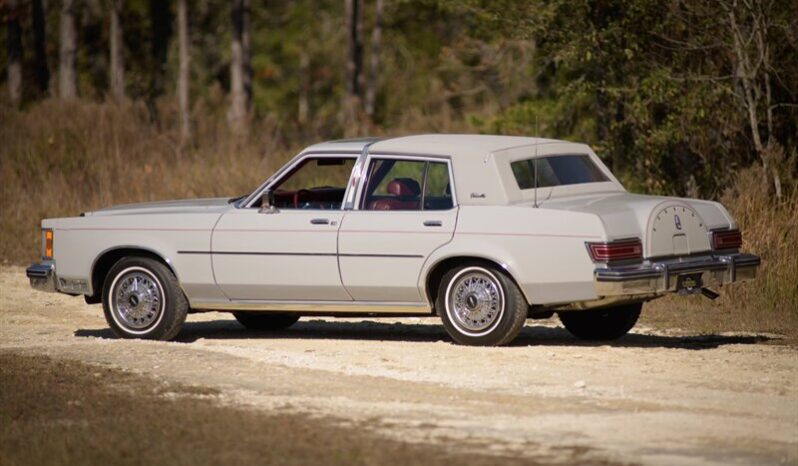 1979 Lincoln Versailles full
